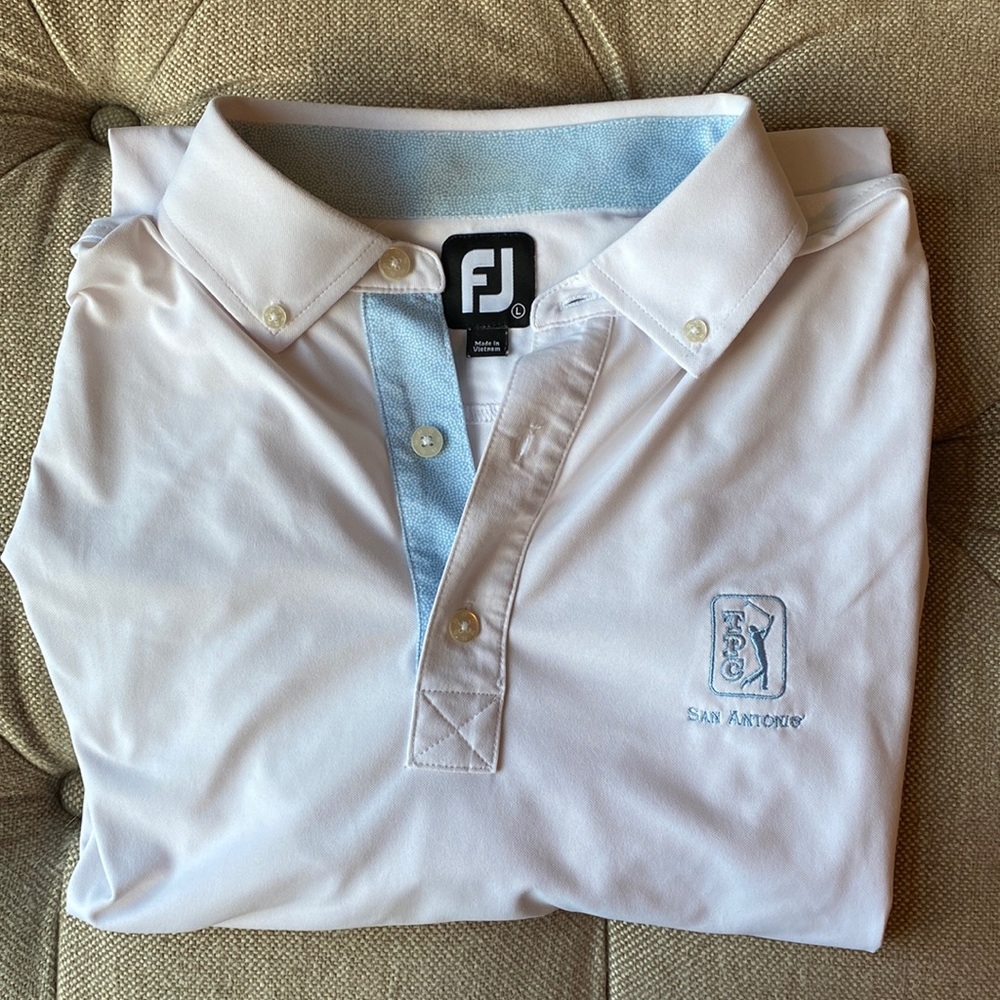FootJoy Polo button collar